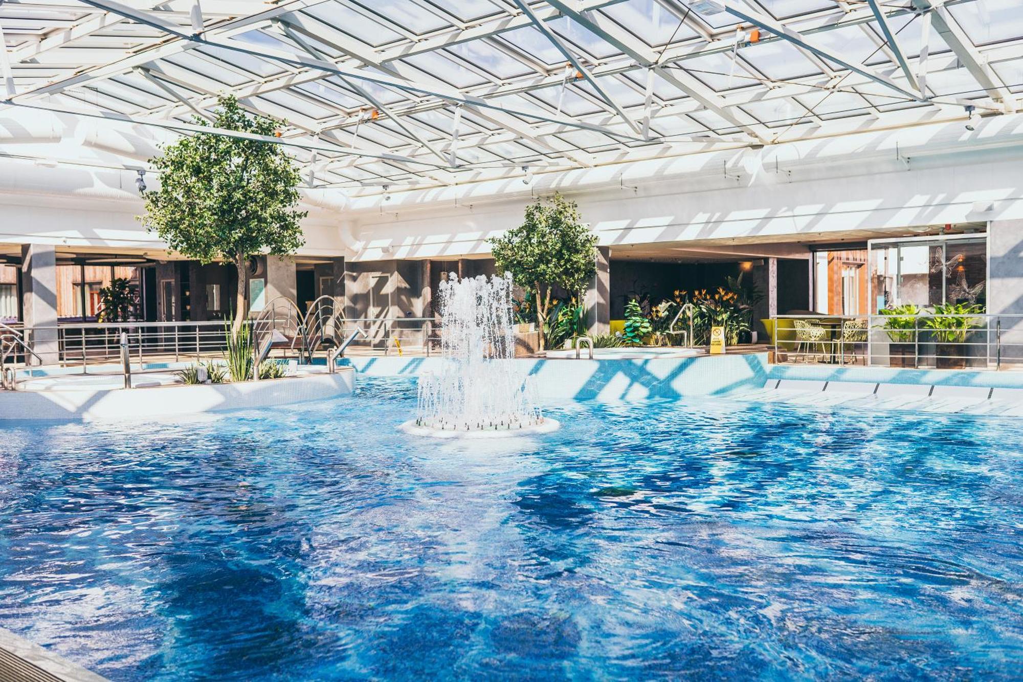 V & Conference Hotel
